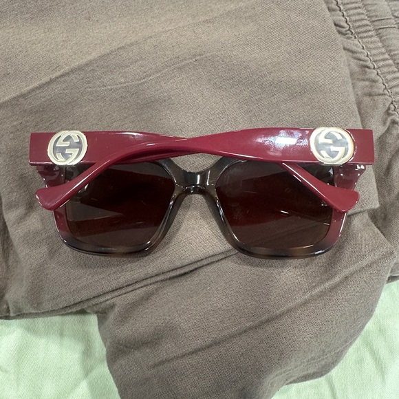 Gucci Women's Burgundy and Brown Sunglasses - Picture 7 of 7